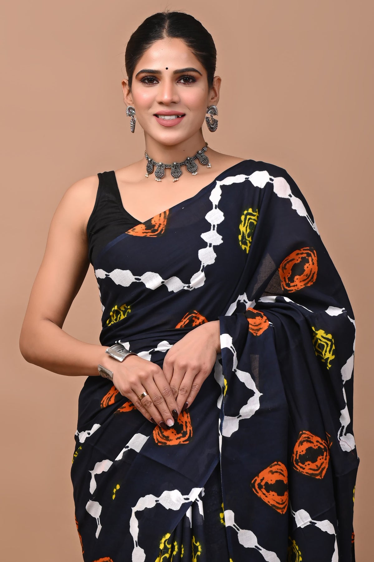 Black Tie-n-Dye Handloom Cotton Mulmul Saree