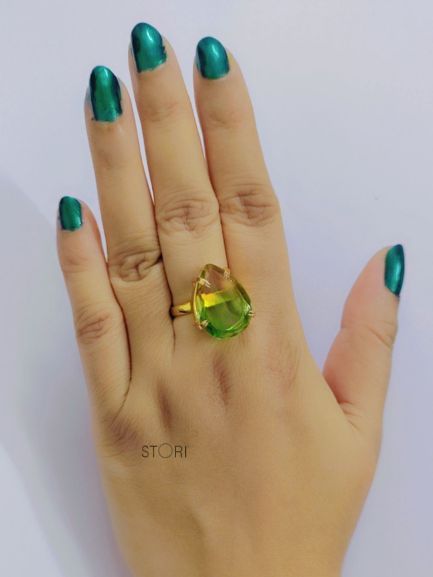 Dual Tone Glossy Stone Finger Ring