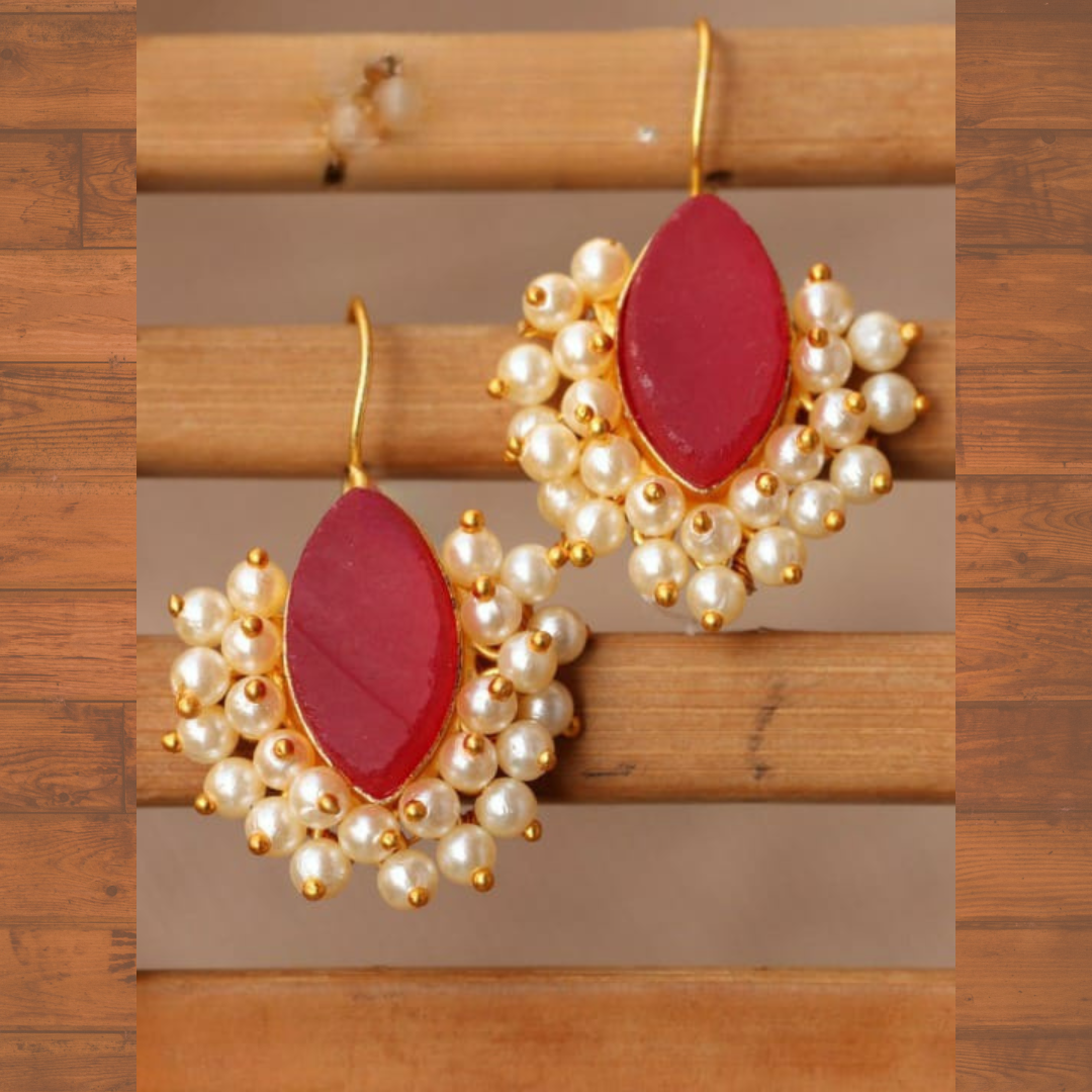 Pallavi Raw Stone & Pearls Earrings