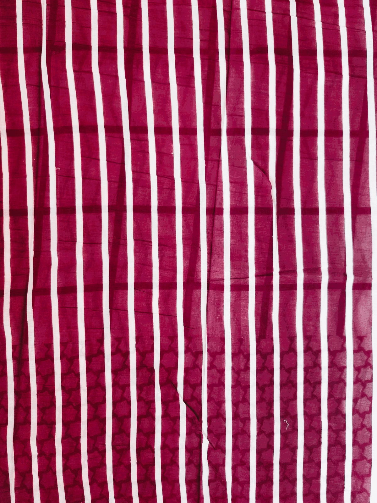 Maroon Chevron Printed Handloom Cotton Mulmul Saree