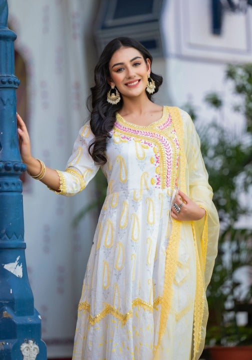 Yellow Cotton Floral Embroidered Anarkali Kurti Pant Set With Chiffon Dupatta