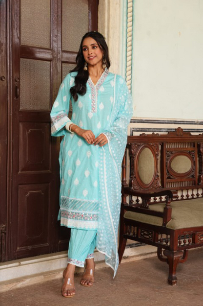 Turquoise Three Piece Nyra Cut Cotton Straight Kurti Set With Harem Pant and Organza Dupatta