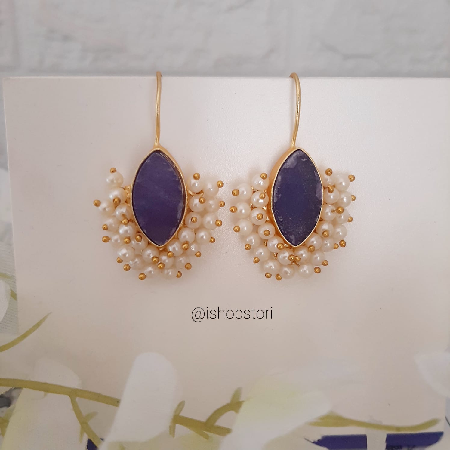 Pallavi Raw Stone & Pearls Earrings