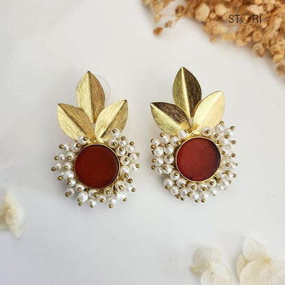 Pradhati Golden Petals & Raw Stone Earrings