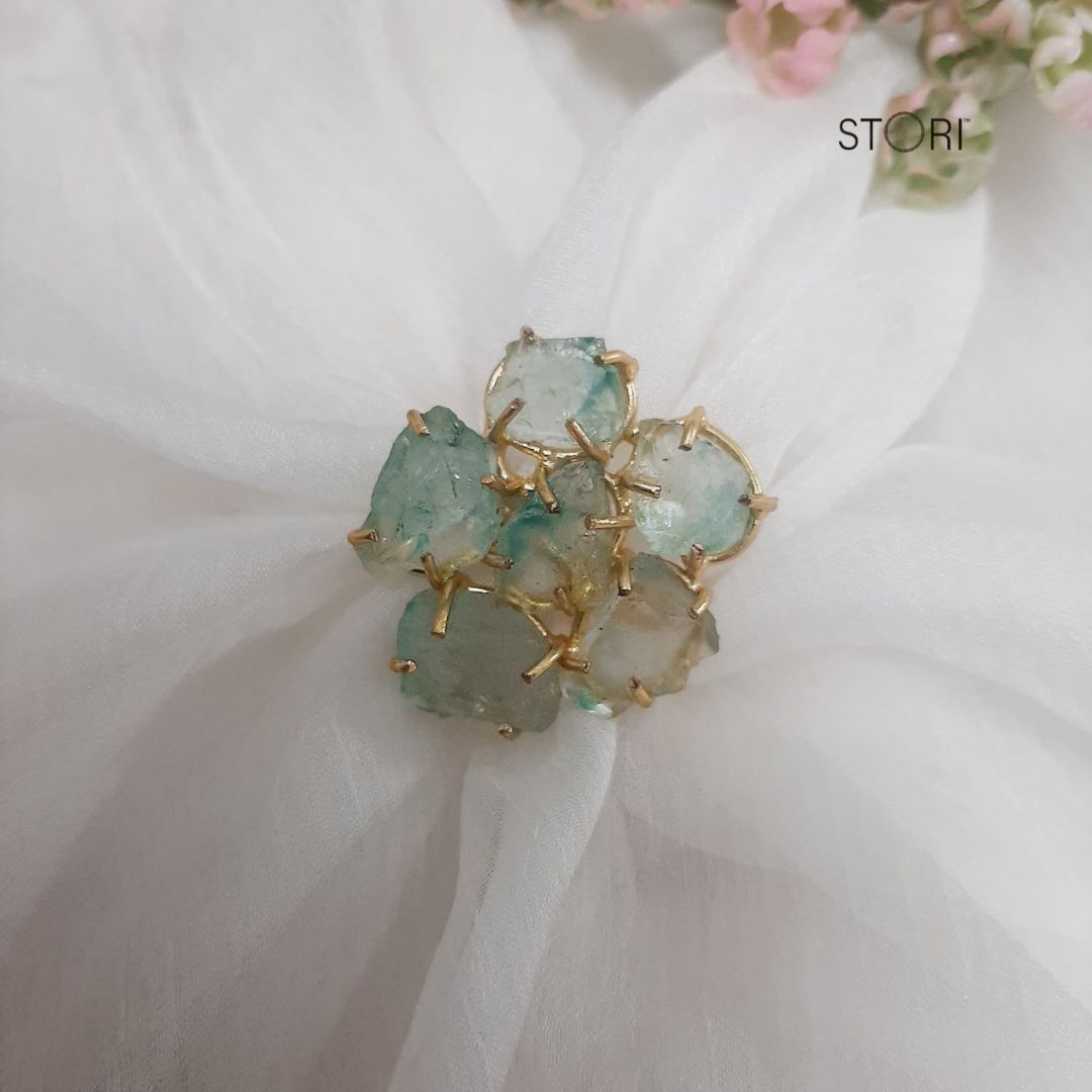 Green Quartz Cluster Clawed Finger Ring