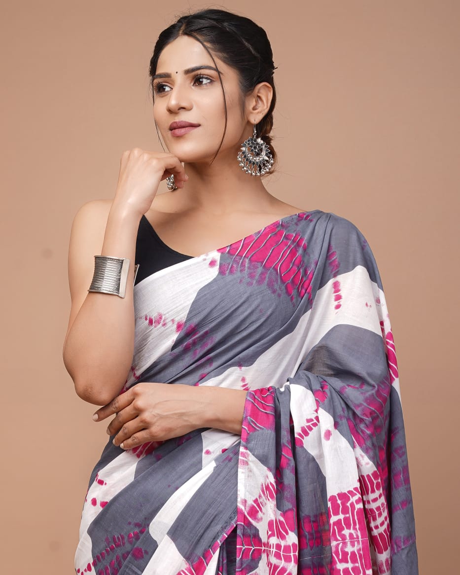 Indigo & Red Block Printed Handloom Cotton Mulmul Saree