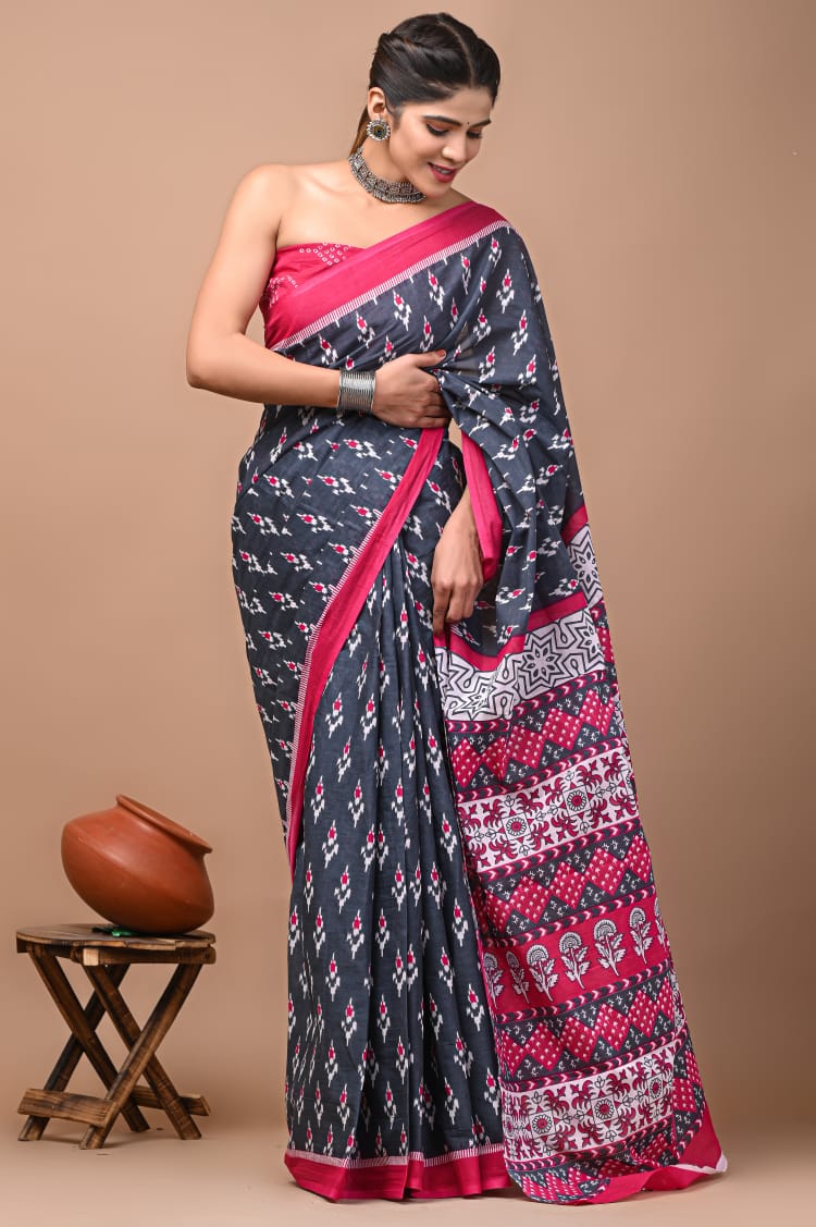 Black & Red Ikat Printed Handloom Cotton Mulmul Saree