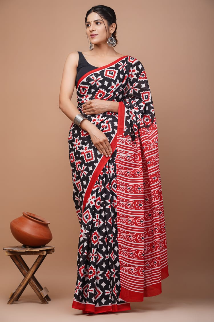 Red Black White Pattern Printed Handloom Cotton Mulmul Saree