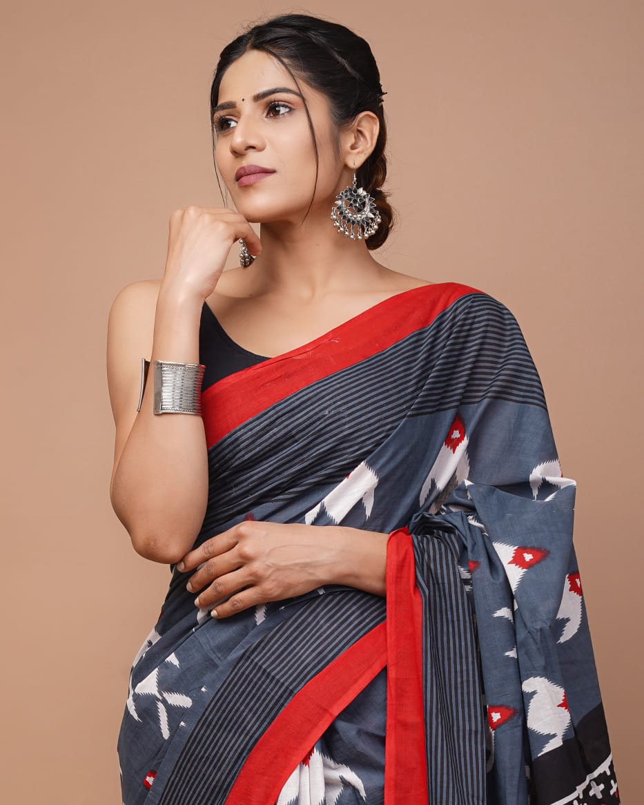 Red Gray Black White Yellow (Multicolor) Pattern Printed Handloom Cotton Mulmul Saree