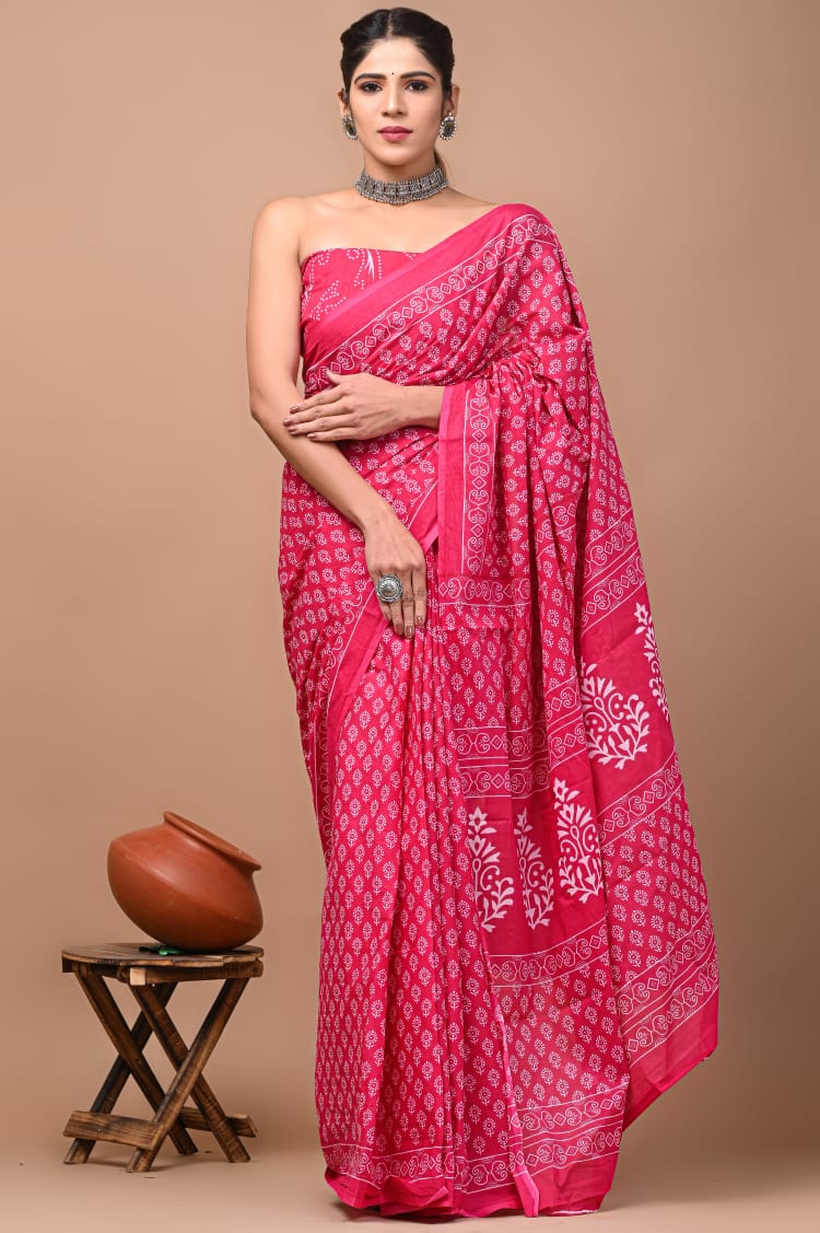 Red White Pattern Printed Handloom Cotton Mulmul Saree