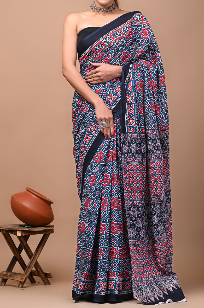 Red Blue Pattern Printed Handloom Cotton Mulmul Saree