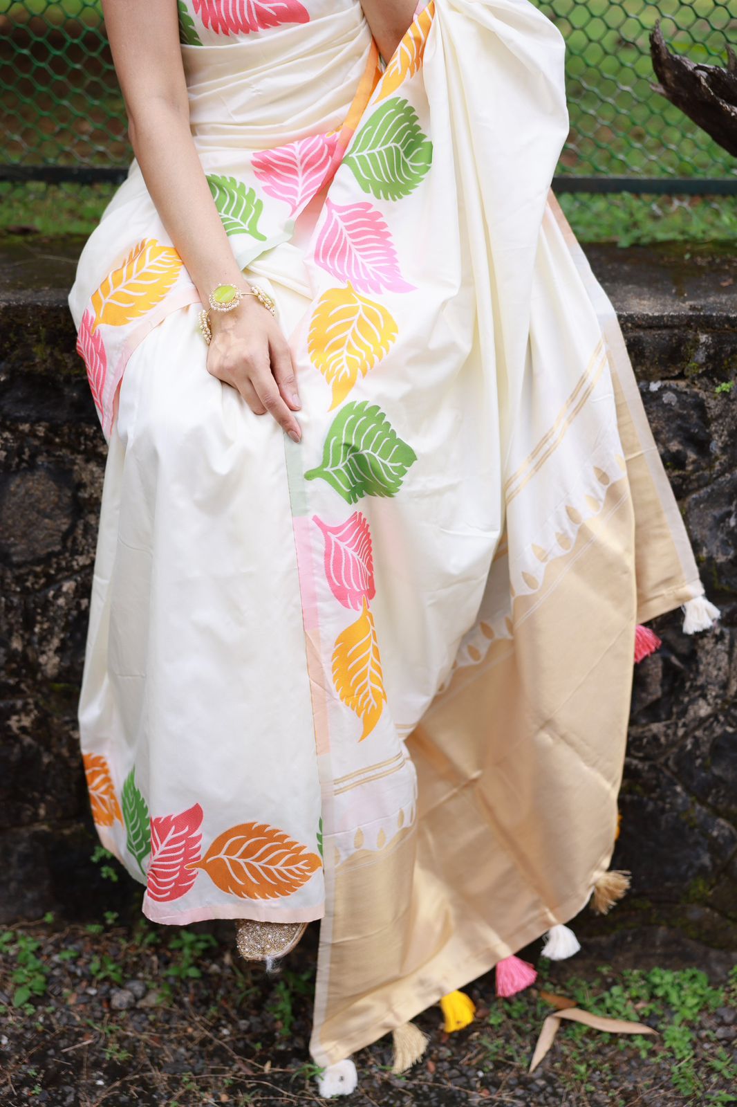 Ivory White Soft Silk Saree With Woven Leaves