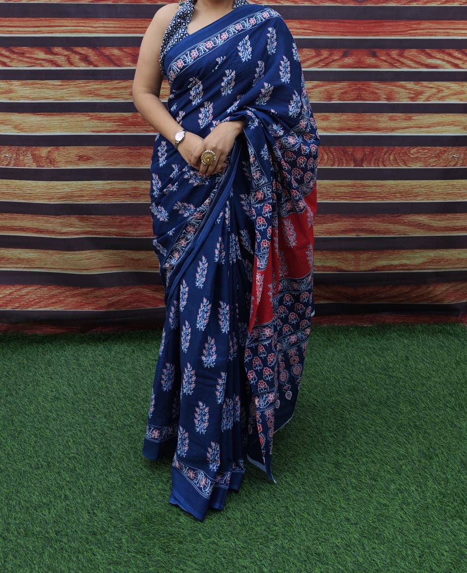 Buy Indigo & Red Handloom Cotton Mulmul Saree Online - STORI