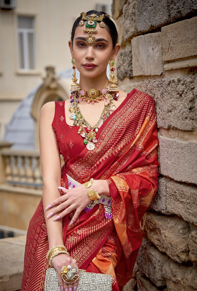 Banarasi Silk Saree With Red Diamond Palettes