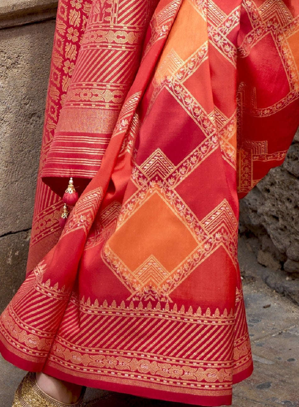 Banarasi Silk Saree With Red Diamond Palettes