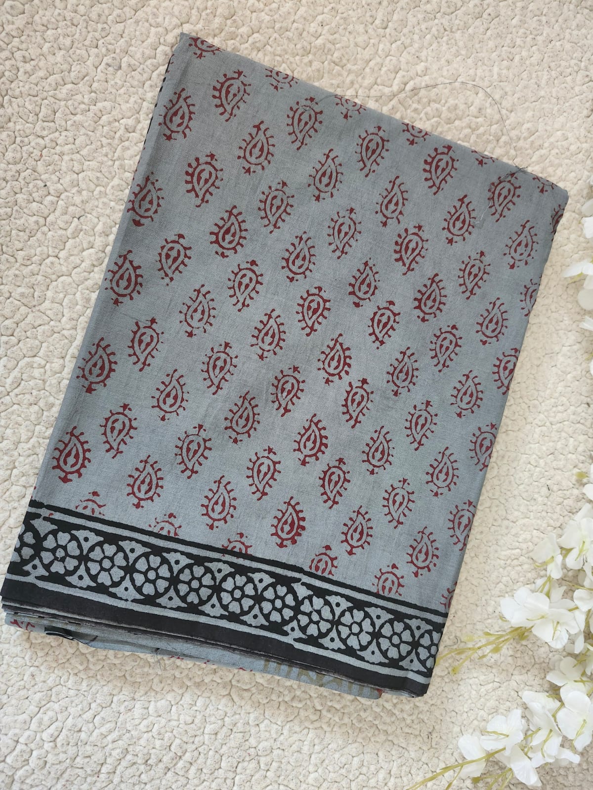 Grey Handloom Cotton Mulmul Saree Online-STORI