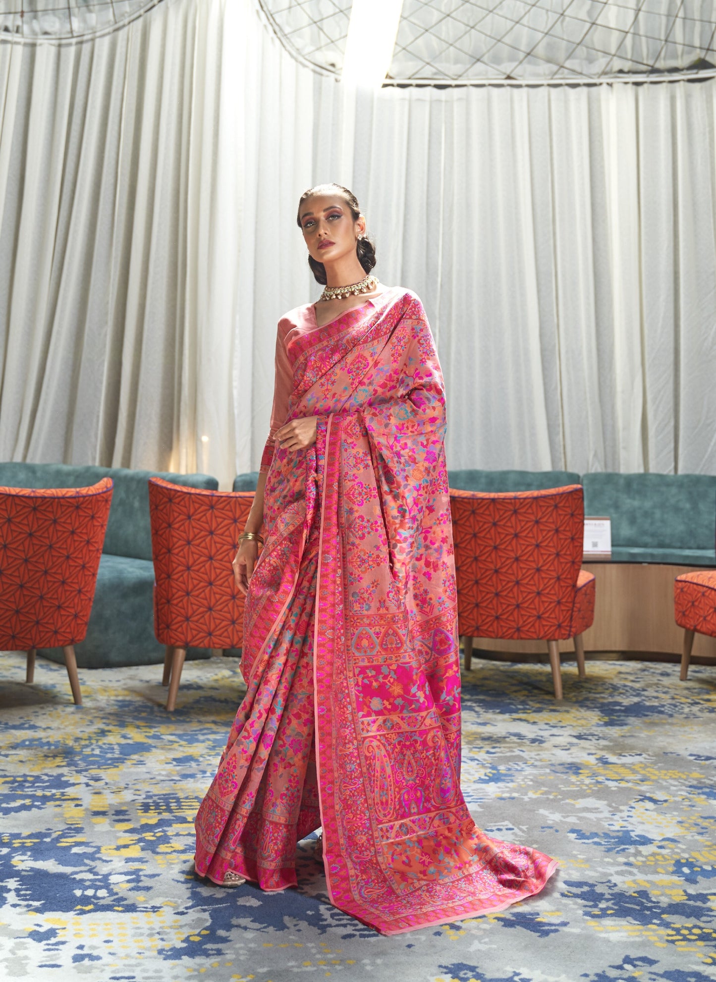 Bright Pink Kashmiri Weaved Jamewar Saree