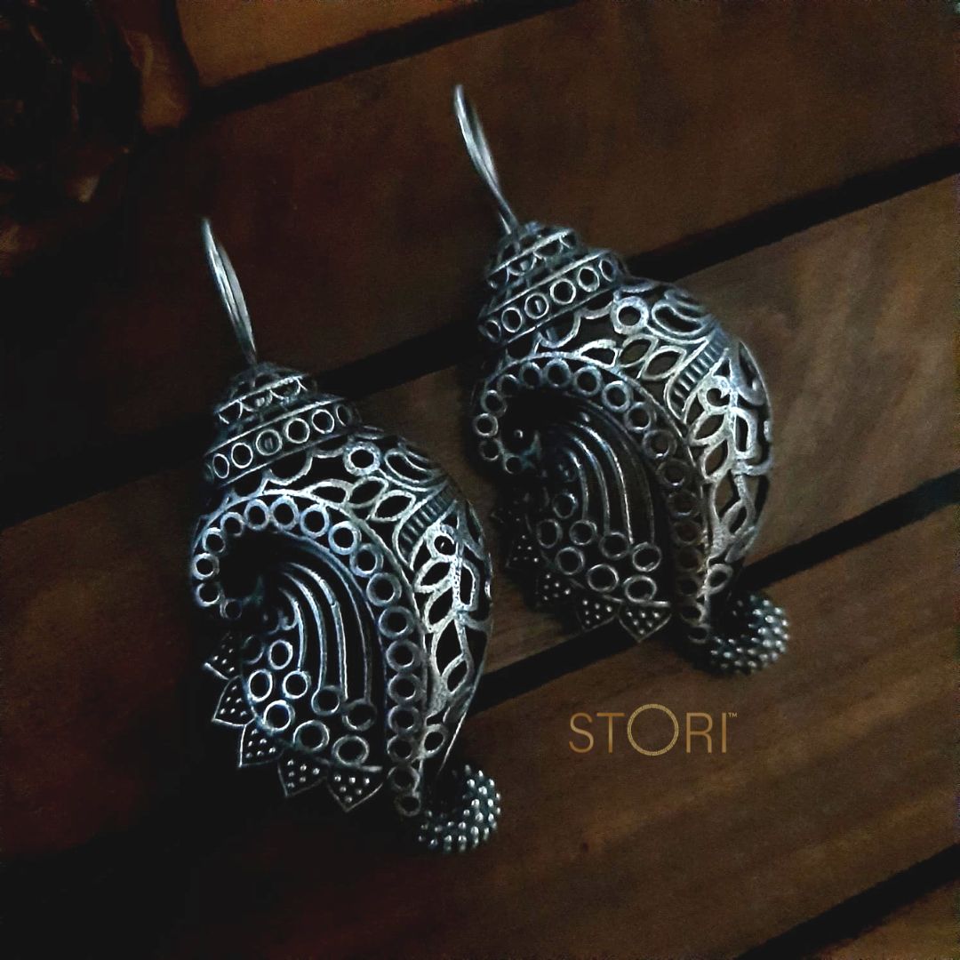 Silver Conch SLA Oxidised Dangler Earrings