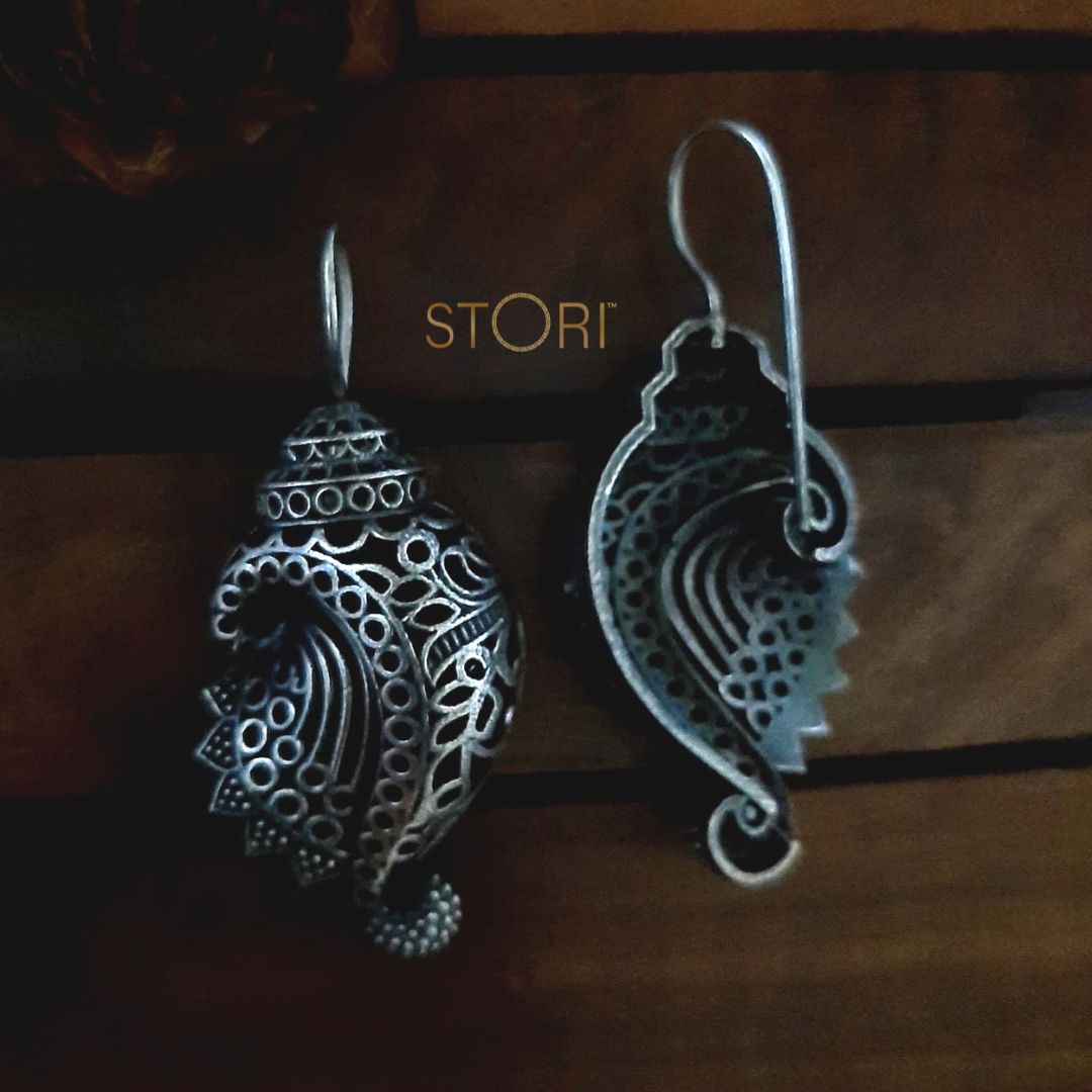 Silver Conch SLA Oxidised Dangler Earrings