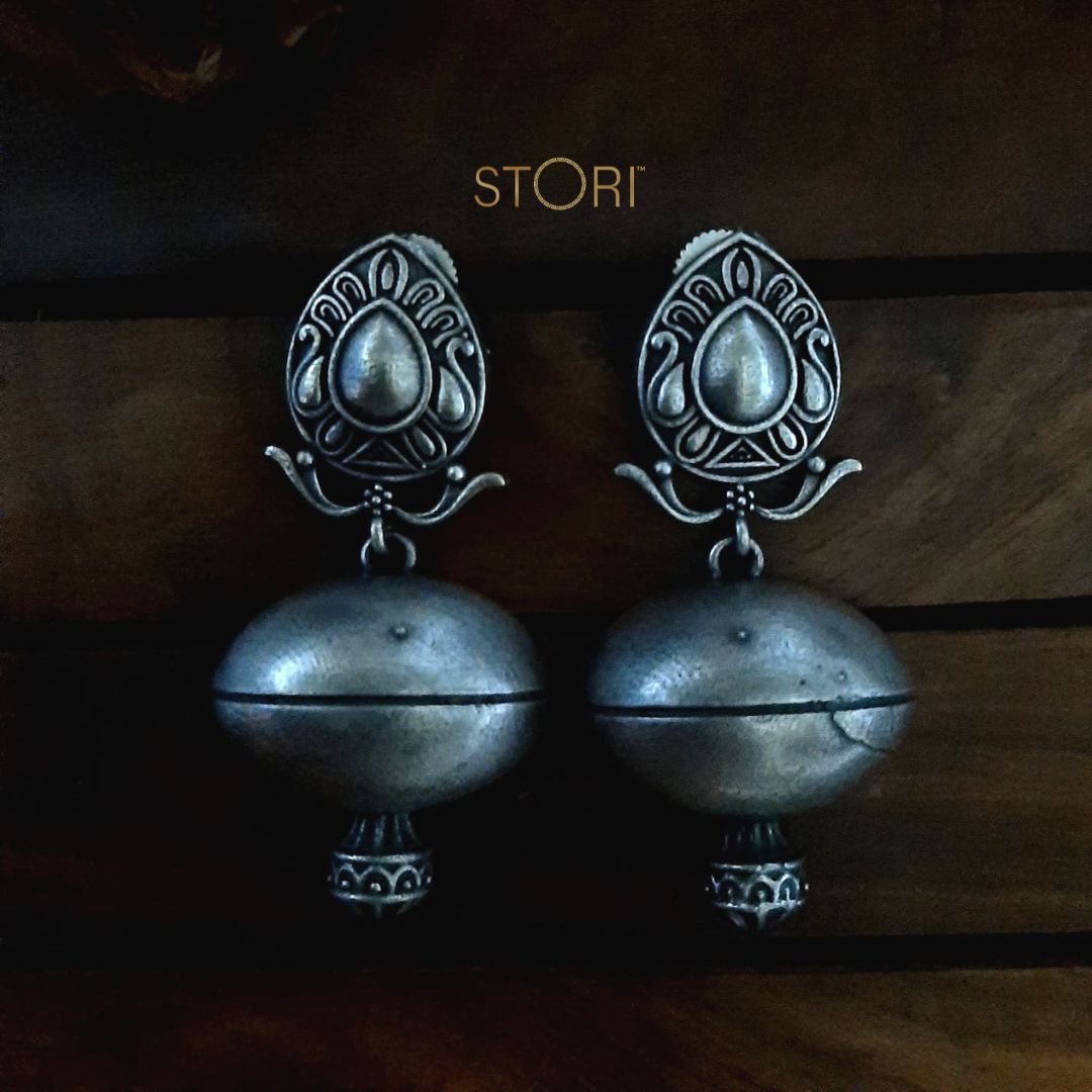 Kumbhi Silver Look Alike Oxidised Earrings