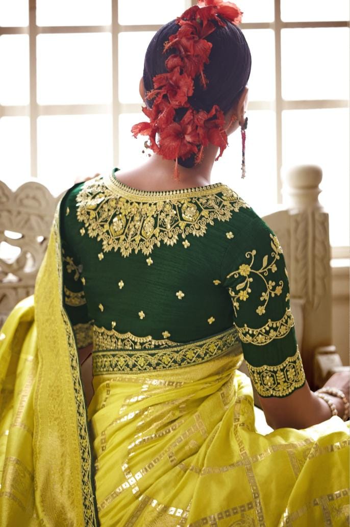 Bright yellow extravagant wedding look saree in silk - G3-WSA51750 |  G3fashion.com