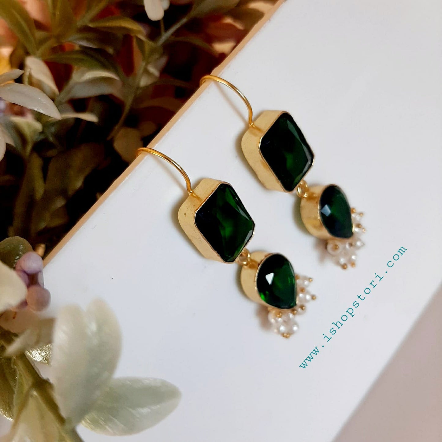 Samantha Glossy Stone & Pearls Dangling Statement Earrings